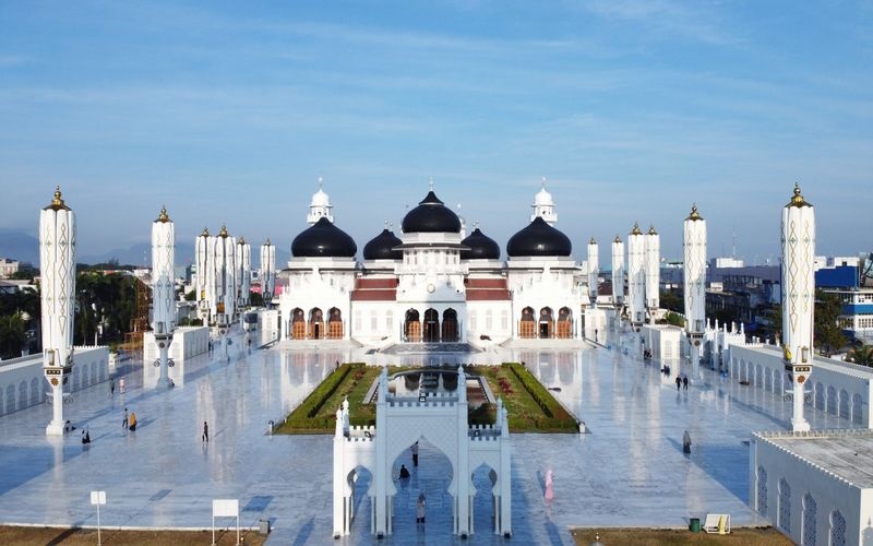 12 Peninggalan Sejarah Islam Di Indonesia Mulai Masjid Hingga Keraton