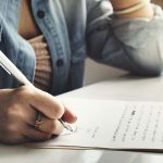 7 Contoh Surat Pribadi dan Strukturnya untuk Orang Tua, Guru, dan Teman