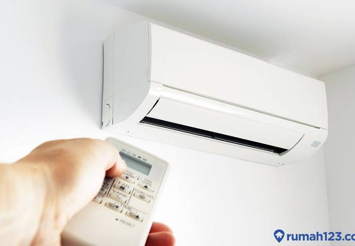harga AC Sharp 1/2 PK