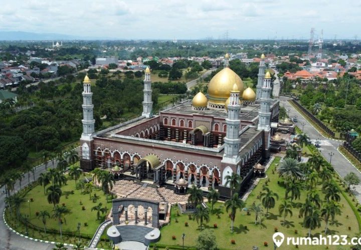 masjid kubah emas depok