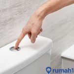 Penyebab dan Solusi Tombol Flush Toilet Duduk Rusak. Segera Perbaiki!