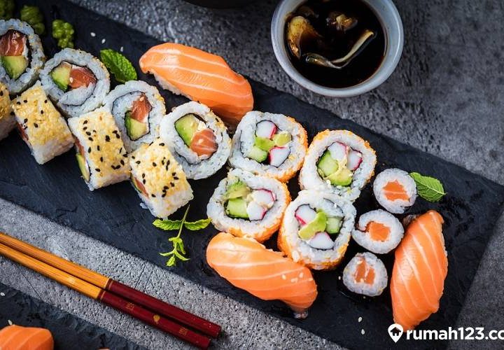 cara membuat sushi dengan mudah