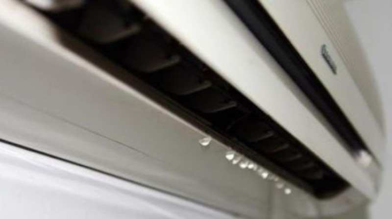 causes ac leakage