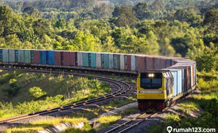 _Kereta Api Terpanjang di Dunia