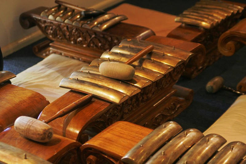 15 Contoh Alat Musik Gamelan Dan Cara Memainkannya