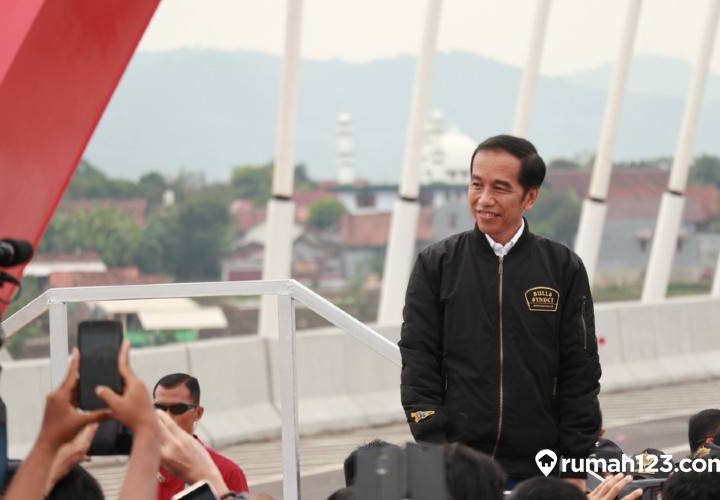 Jokowi resmikan revitalisasi stasiun manggarai tahap I