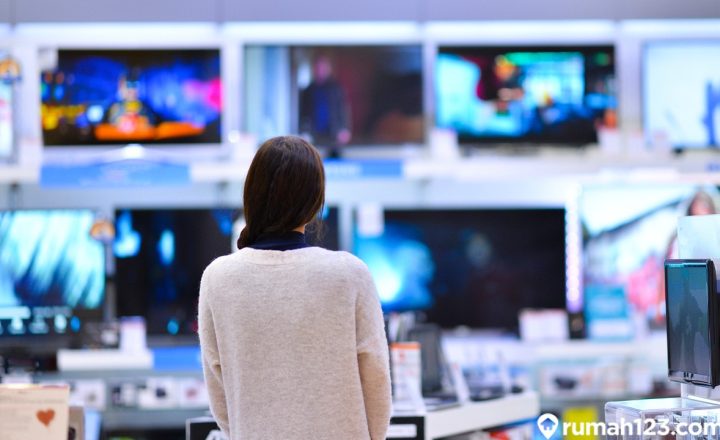 rekomendasi smart TV 43 inch
