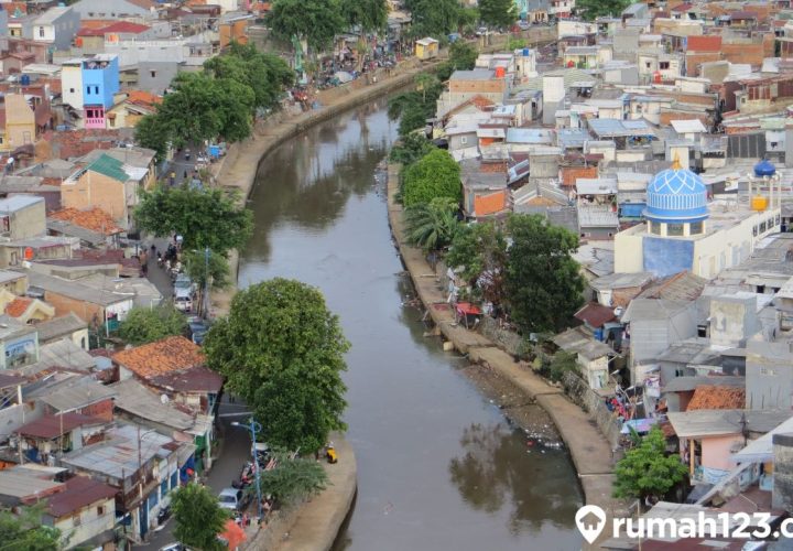 muka tanah di Jakarta turun tiap tahun