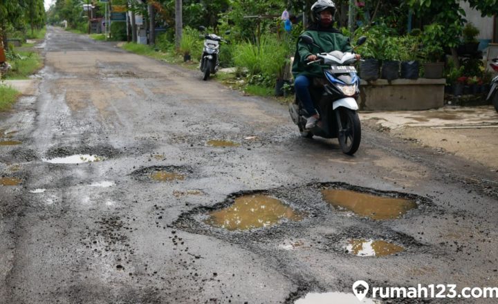 jalanan rusak di indonesia (1)