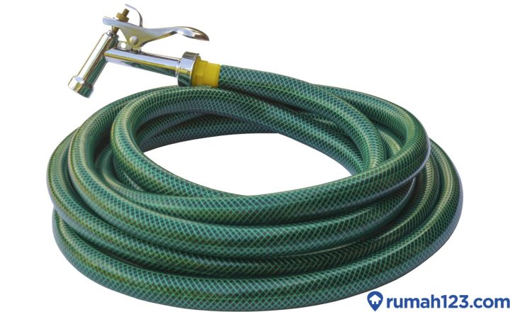 harga selang air