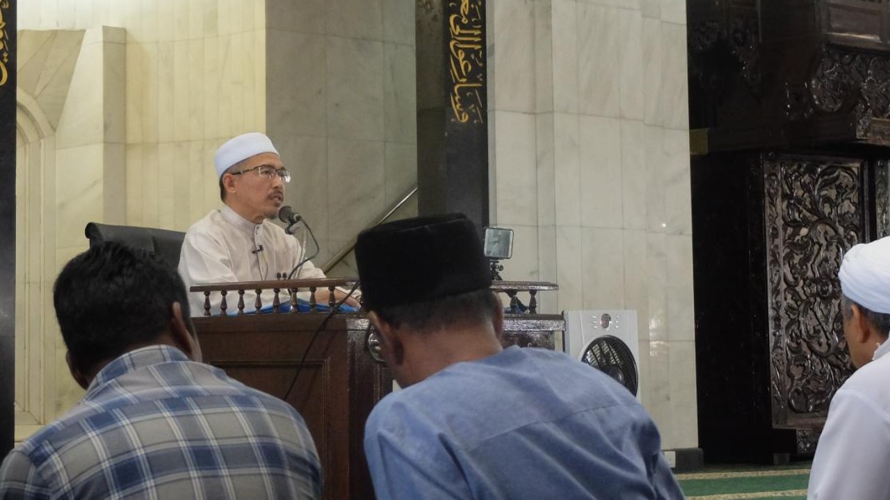 4 Contoh Teks Khutbah Idul Fitri Singkat 1445 H Berbagai Tema