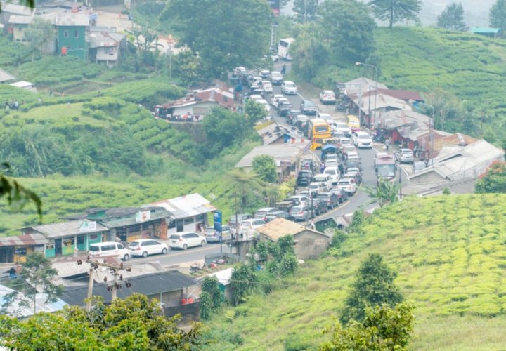 puncak macet