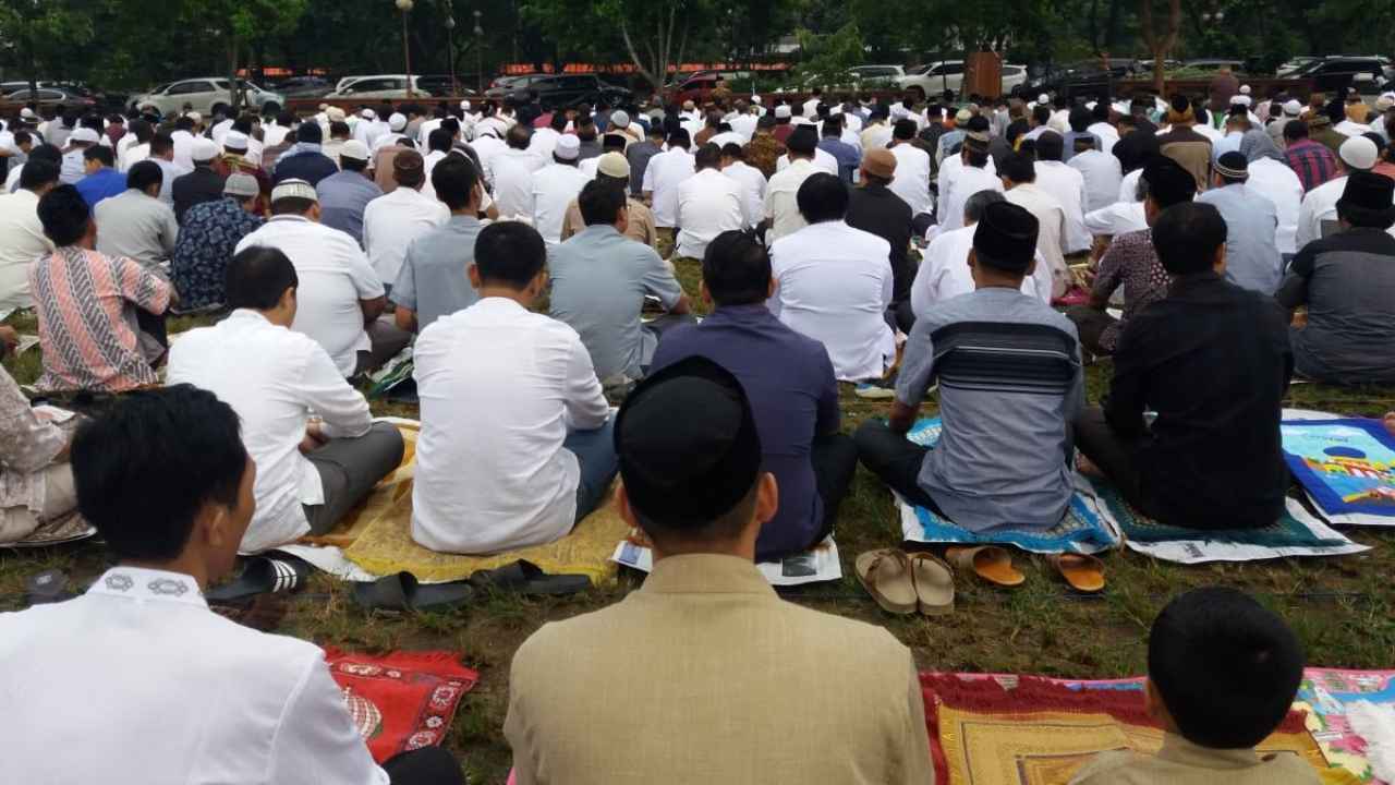 Khutbah Idul Fitri Bahasa Jawa Terbaik 2024. Menyentuh Hati!