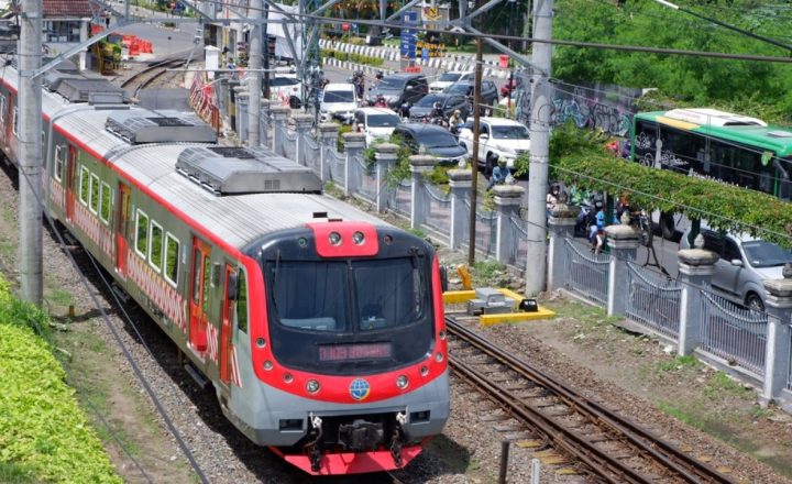 kereta api solo