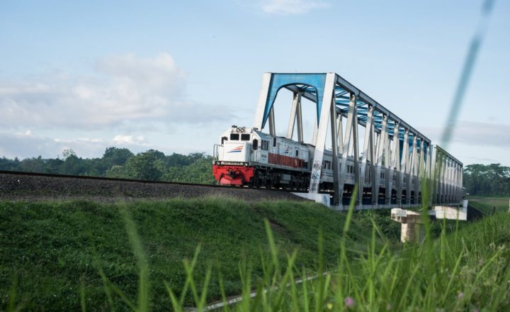 gambar kereta api