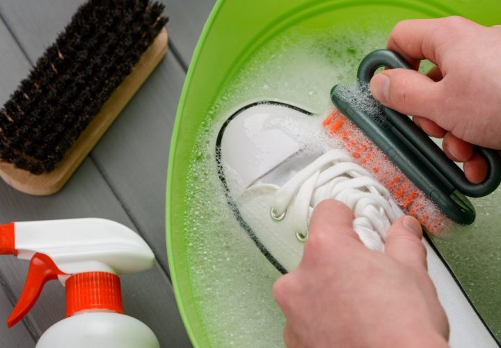 cara mencuci sepatu kanvas