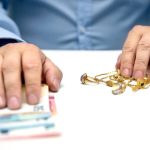 5 Cara Jual Emas tanpa Surat agar Menguntungkan