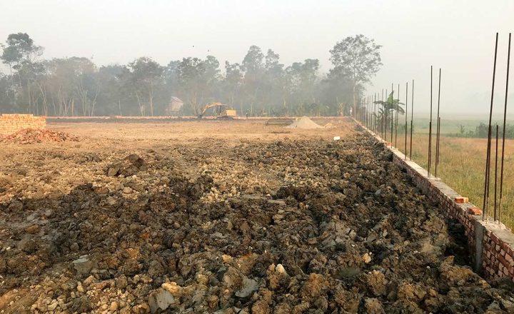 land clearing menggunakan ekskavator
