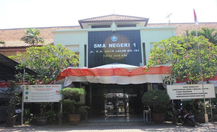 sekolah di bekasi