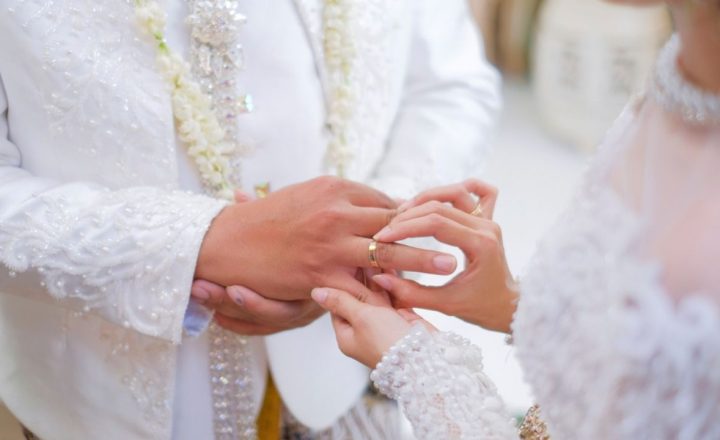 Cincin Nikah di Jari Mana