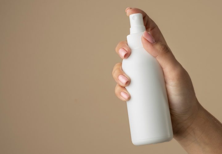 deodorant spray
