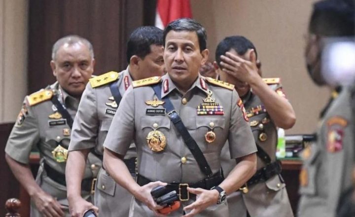 gaji intel polisi