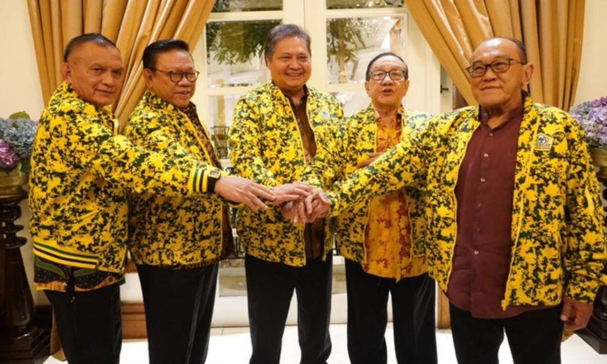 Airlangga Bertemu Para Petinggi Partai Bahas Arah Politik Golkar di Pemilu 2024