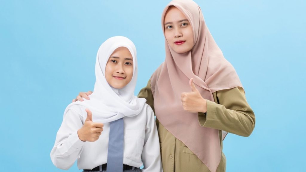 Ide Kado Buat Guru Perempuan Terbaik Yang Mudah Dan Bermanfaat