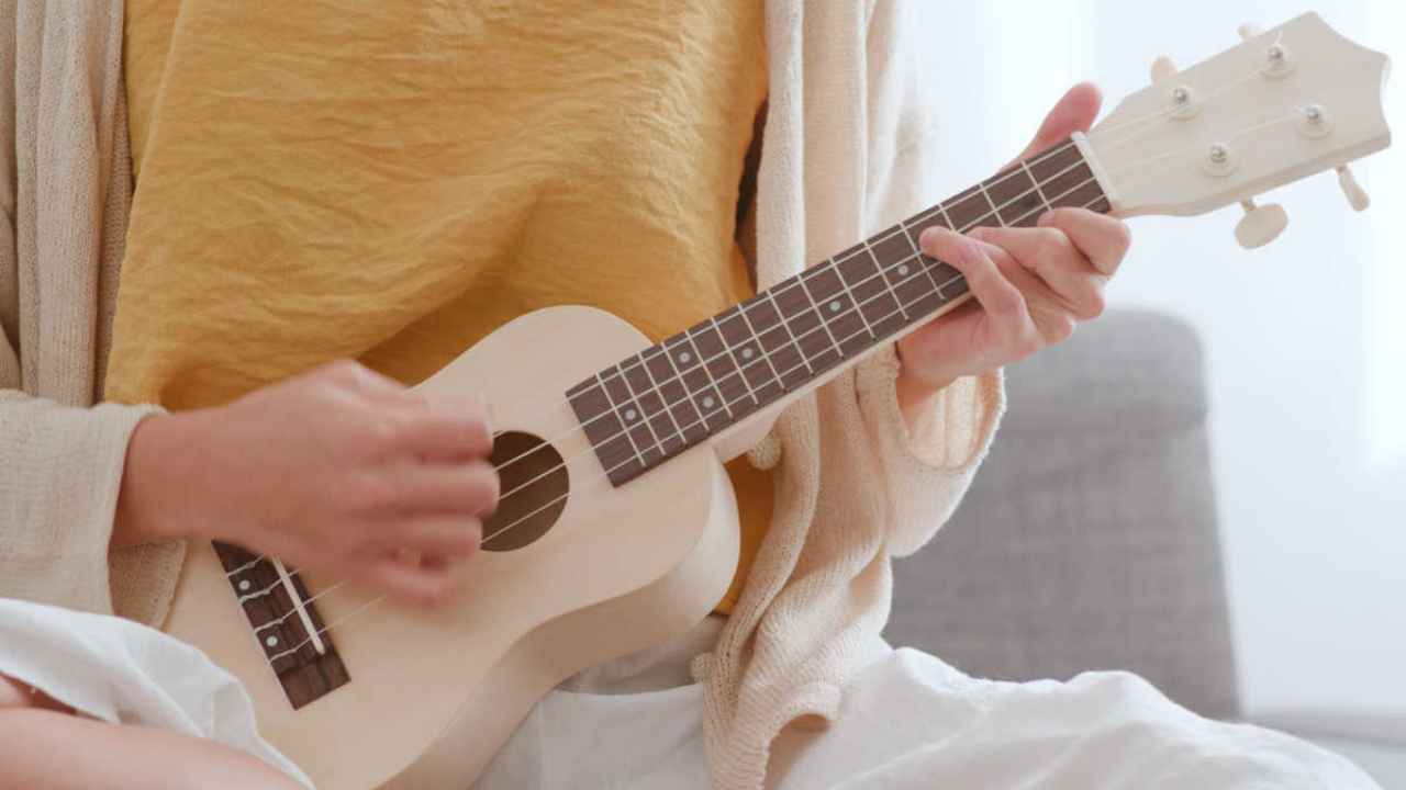 10 Kunci Ukulele Senar 4 Dasar yang Mudah Dipelajari