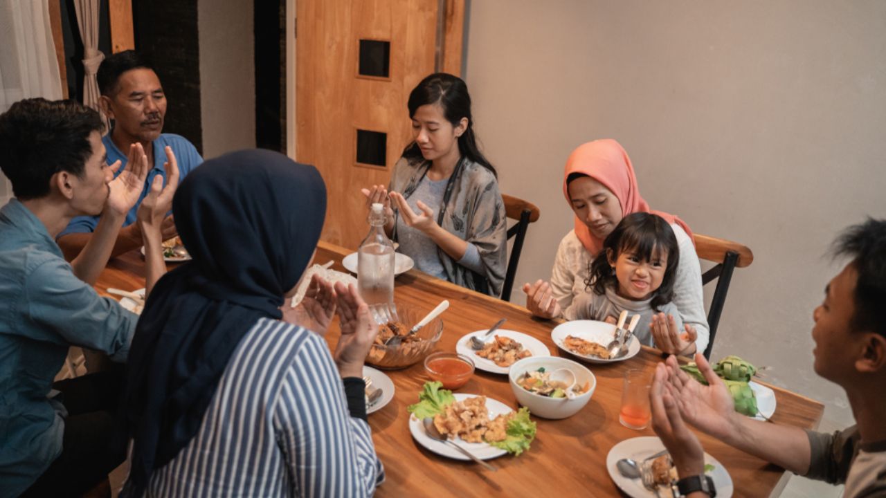 Doa 10 Menit sebelum Berbuka Puasa agar Saum Ramadhan kian Berkah