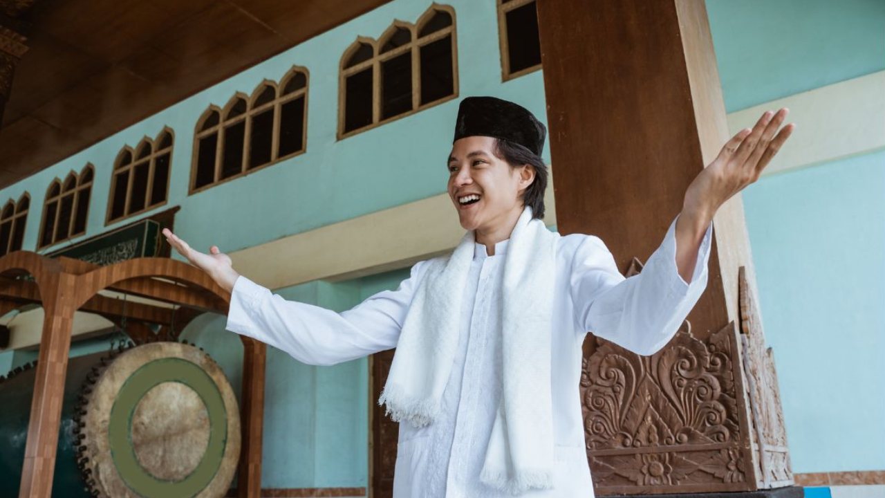 Contoh Teks Khutbah Idul Fitri Bahasa Sunda Singkat Padat Jelas 1445 H, Nyeredet Hate!