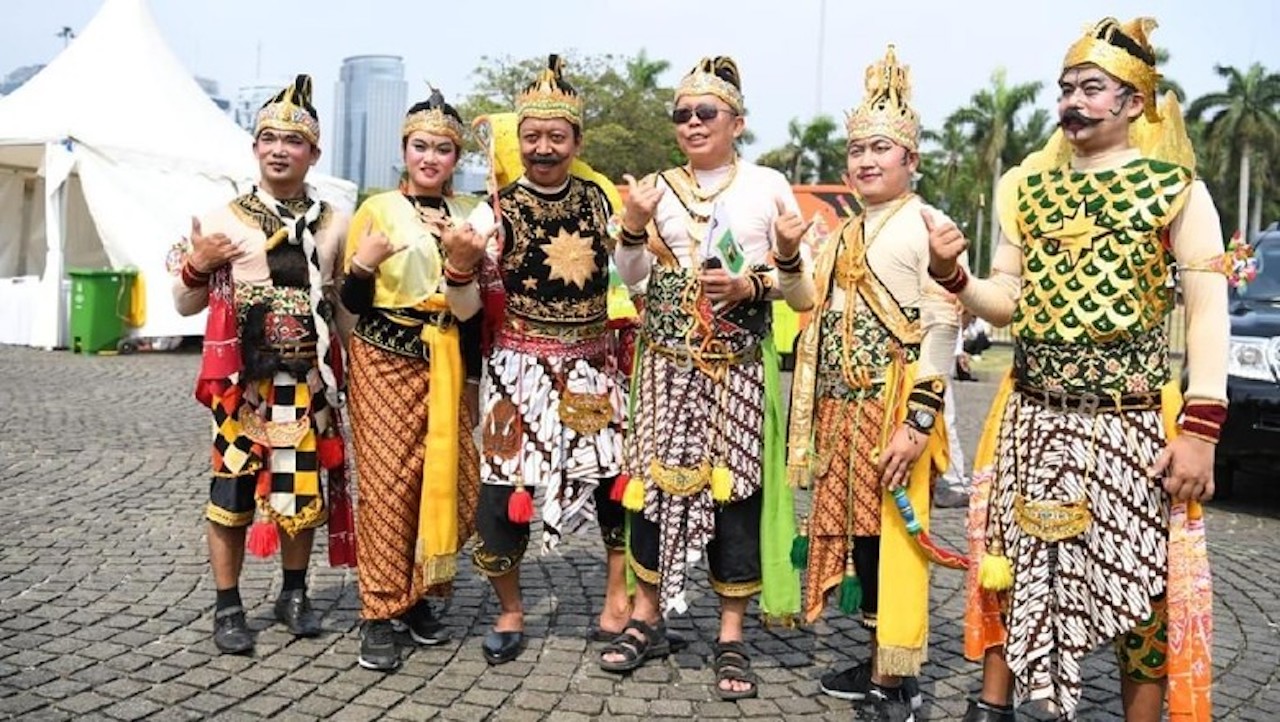 ide kostum karnaval tema wayang